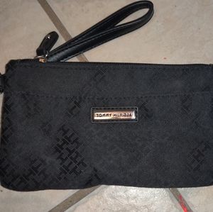Tommy Hilfiger handbag
